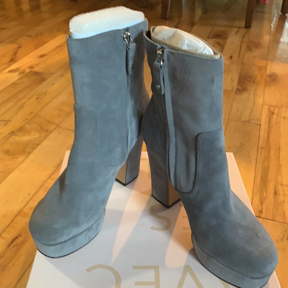 NWT Alec Les Filles Grey Suede Platform Booties 8.5